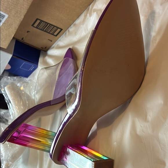 Vibrant Purple Heels with Transparent Design - Picture 8 of 9